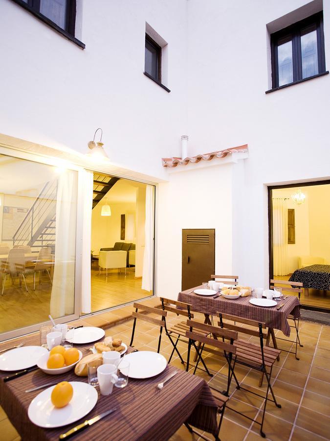 Casa Babel Monfraguee Casa de hóspedes Torrejón el Rubio Exterior foto